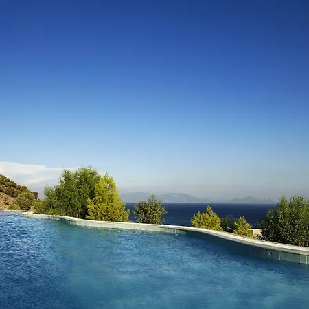 Canvas By Mitsis Family Village Hotel 4*