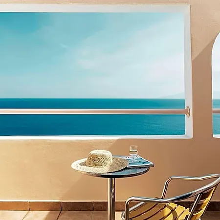 Canvas By Mitsis Family Village