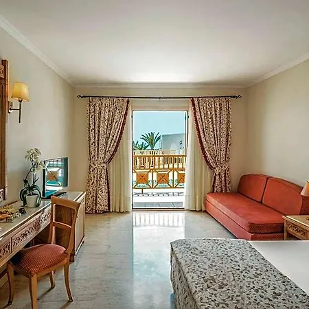 Canvas By Mitsis Family Village 4*
