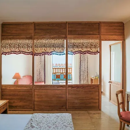 فندق Canvas By Mitsis Family Village 4*
